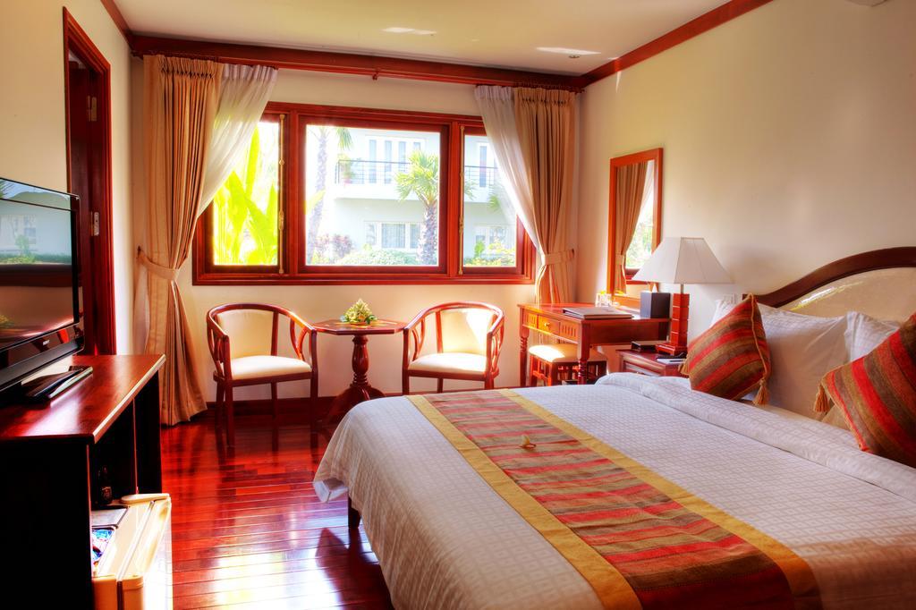 Paradise Angkor Villa Hotel Сиемрип Экстерьер фото