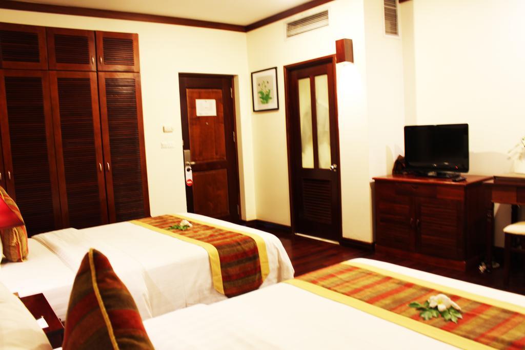 Paradise Angkor Villa Hotel Сиемрип Экстерьер фото