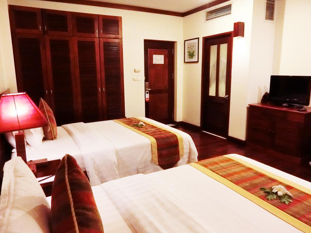 Paradise Angkor Villa Hotel Сиемрип Экстерьер фото