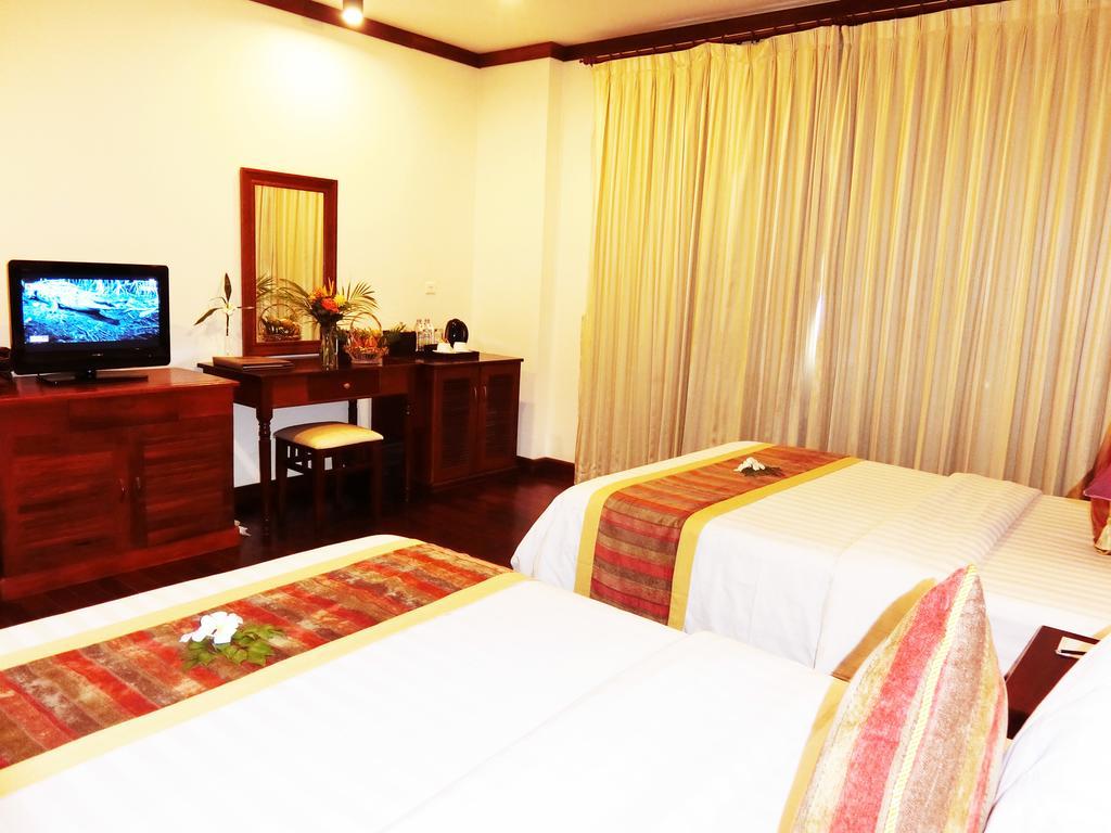 Paradise Angkor Villa Hotel Сиемрип Экстерьер фото